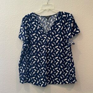 Women's top-Hilary Radley